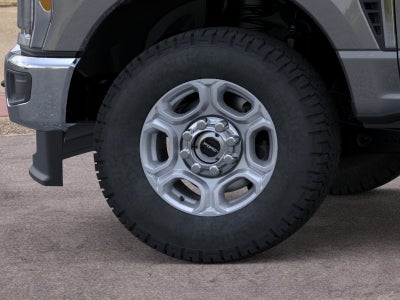 2026 Ford Super Duty F-350 SRW XLT