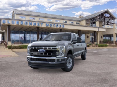 2026 Ford Super Duty F-350 SRW XLT