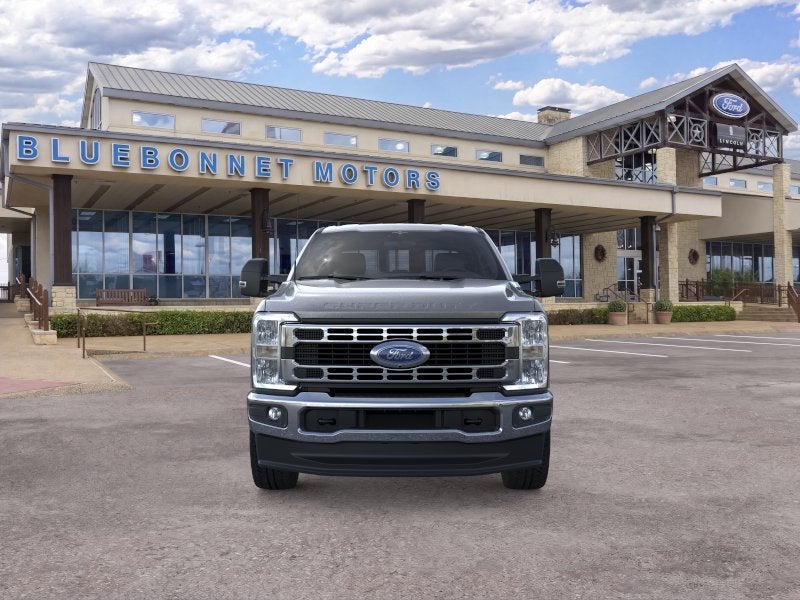 2026 Ford Super Duty F-350 SRW XLT