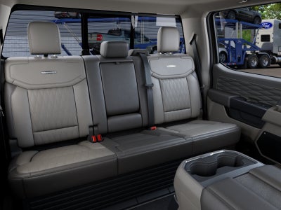 2027 Ford Super Duty F-350 DRW Platinum