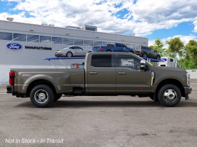 2027 Ford Super Duty F-350 DRW Platinum