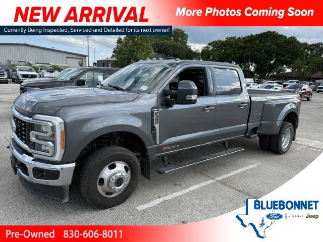 2023 Ford Super Duty F-350 DRW LARIAT