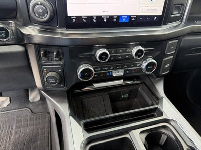 2023 Ford Super Duty F-350 DRW LARIAT
