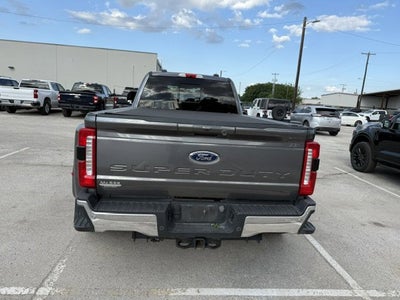 2023 Ford Super Duty F-350 DRW LARIAT