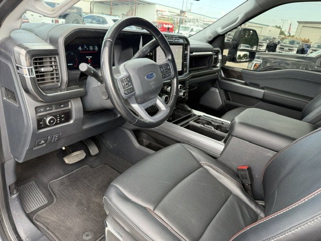 2023 Ford Super Duty F-350 DRW LARIAT