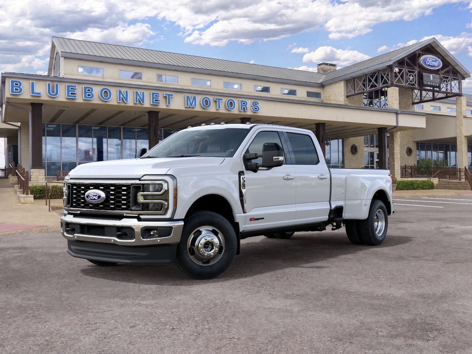 2027 Ford Super Duty F-350 DRW LARIAT
