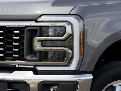 2027 Ford Super Duty F-350 DRW LARIAT
