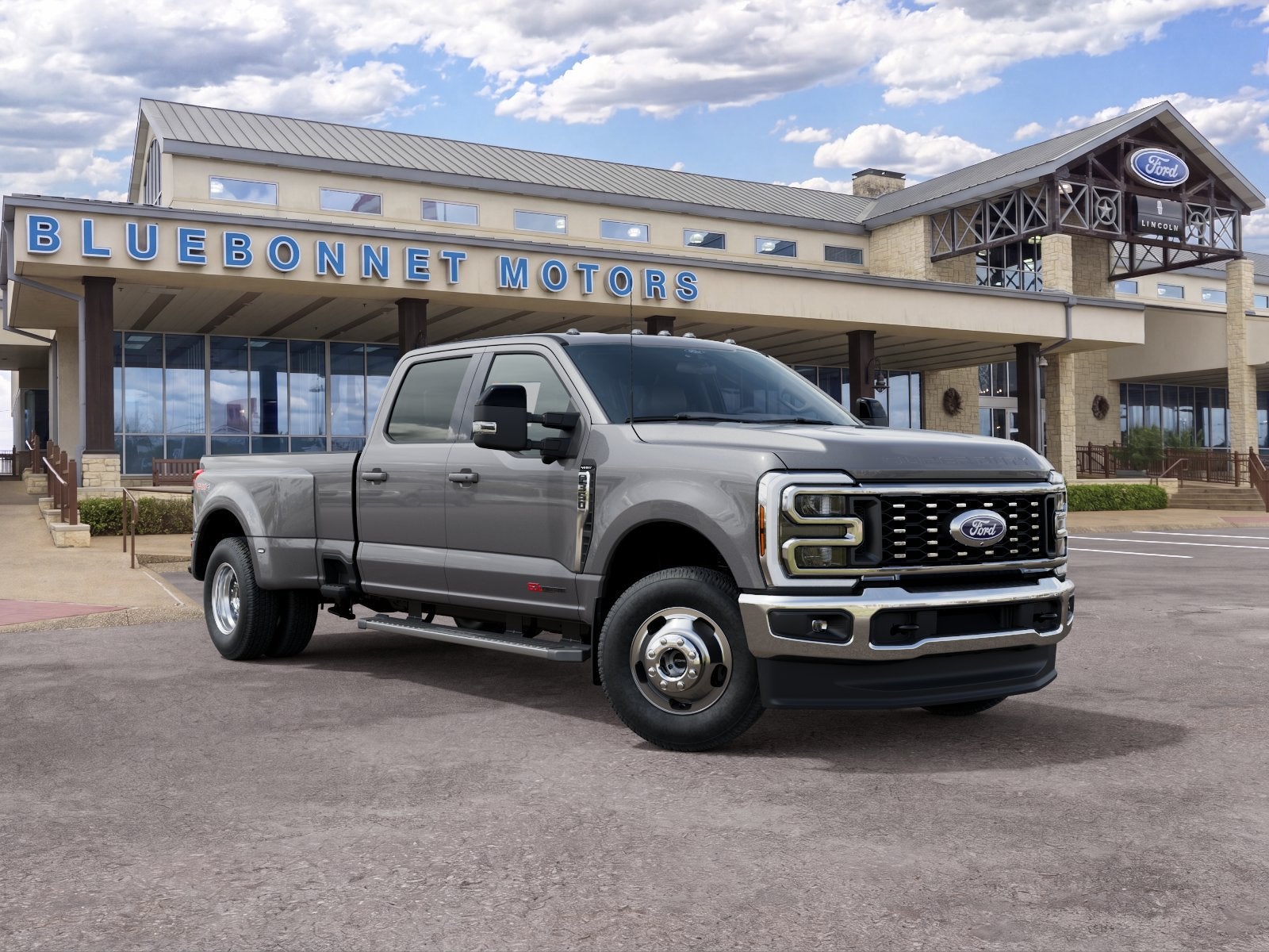 2027 Ford Super Duty F-350 DRW LARIAT