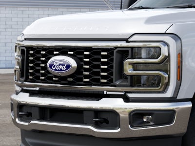 2027 Ford Super Duty F-350 DRW XLT