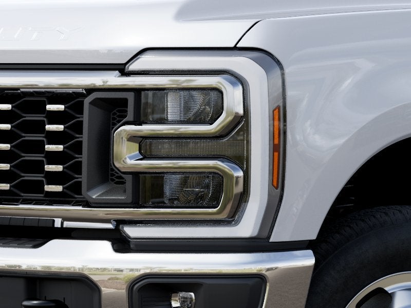 2027 Ford Super Duty F-350 DRW XLT