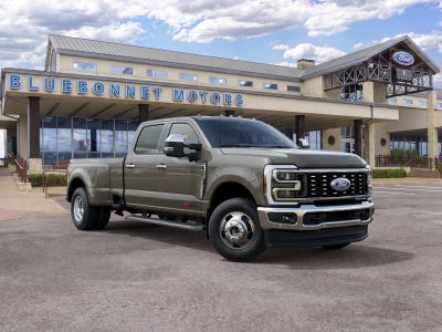 2027 Ford Super Duty F-350 DRW LARIAT