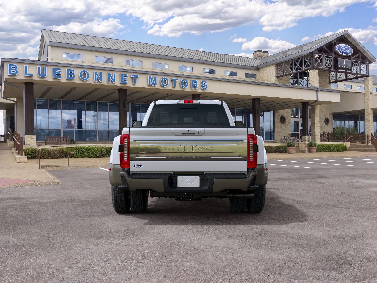 2027 Ford Super Duty F-350 DRW King Ranch