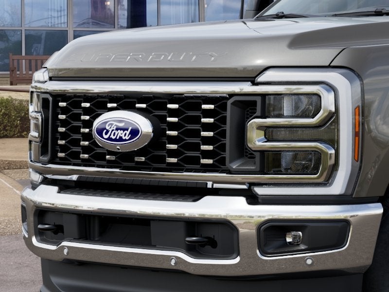 2027 Ford Super Duty F-350 DRW LARIAT