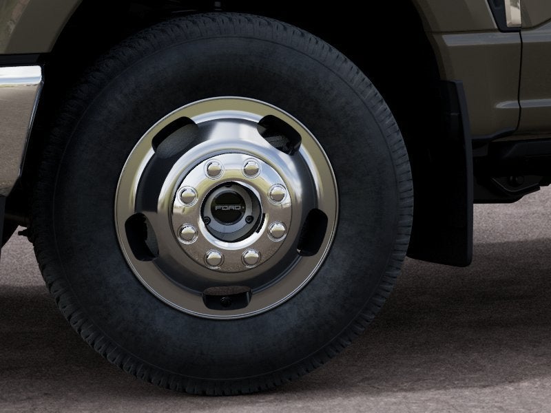 2027 Ford Super Duty F-350 DRW LARIAT