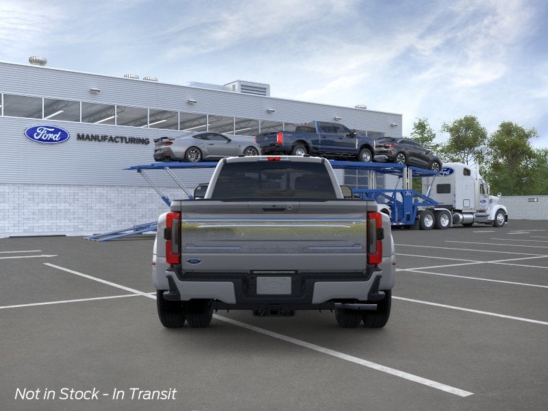 2026 Ford Super Duty F-350 DRW Platinum