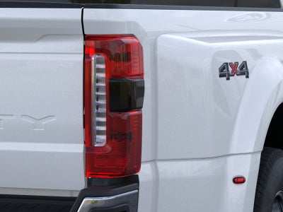 2026 Ford Super Duty F-350 DRW LARIAT