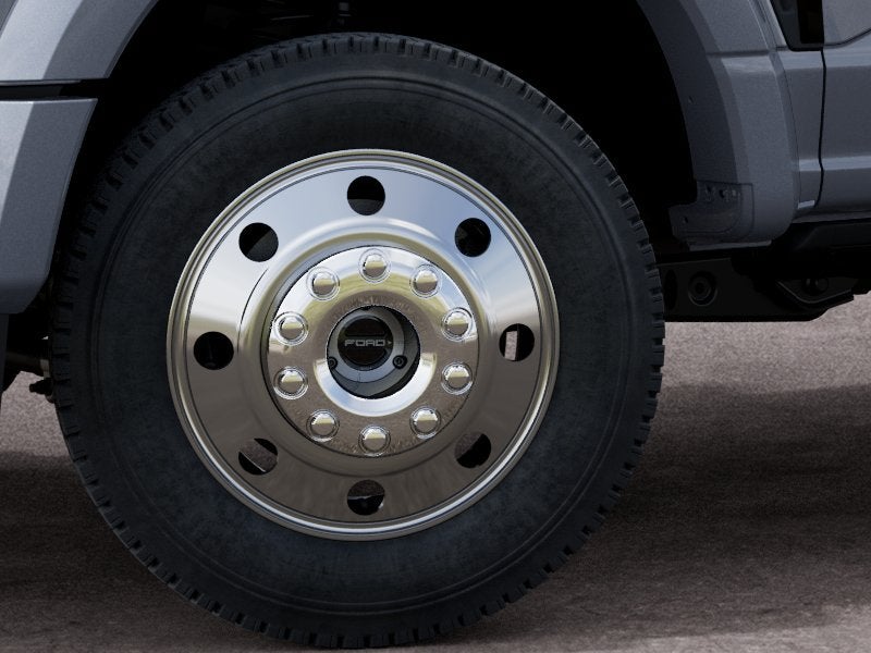 2027 Ford Super Duty F-450 DRW Platinum