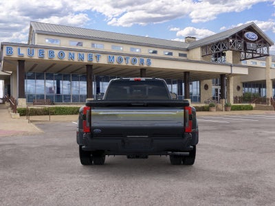 2026 Ford Super Duty F-450 DRW Platinum