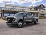 2027 Ford Super Duty F-450 DRW Platinum