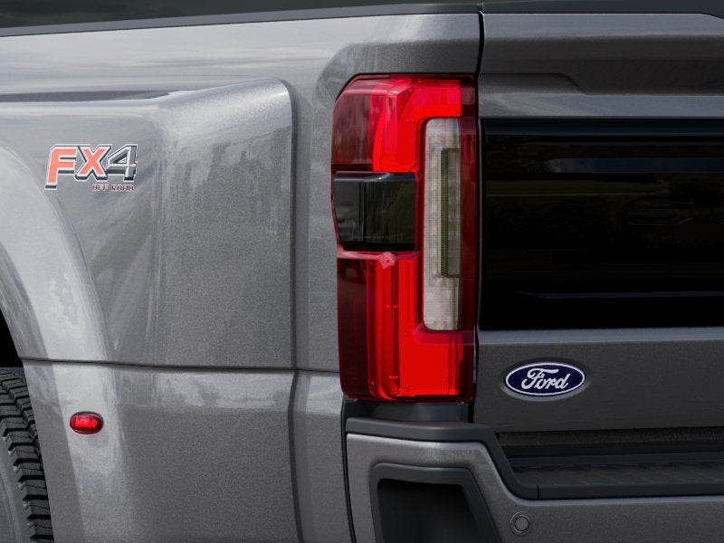 2027 Ford Super Duty F-450 DRW Platinum