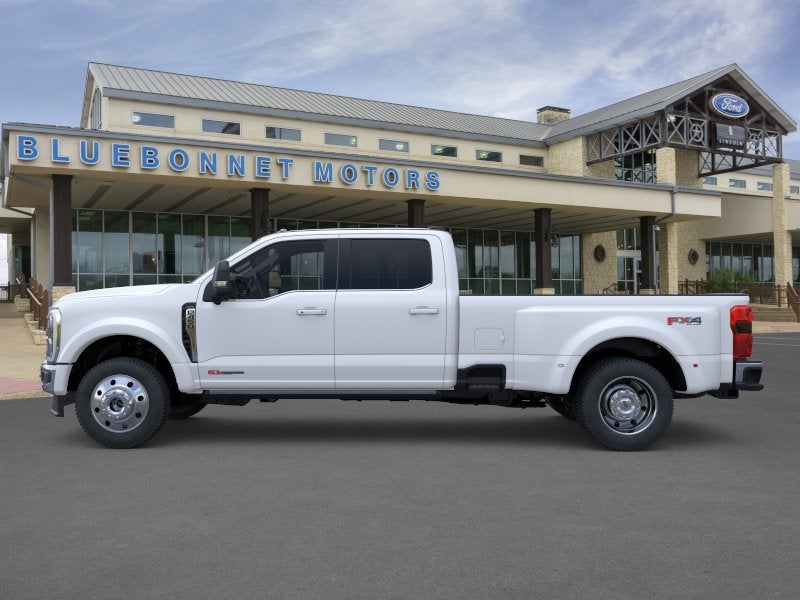 2026 Ford Super Duty F-450 DRW LARIAT