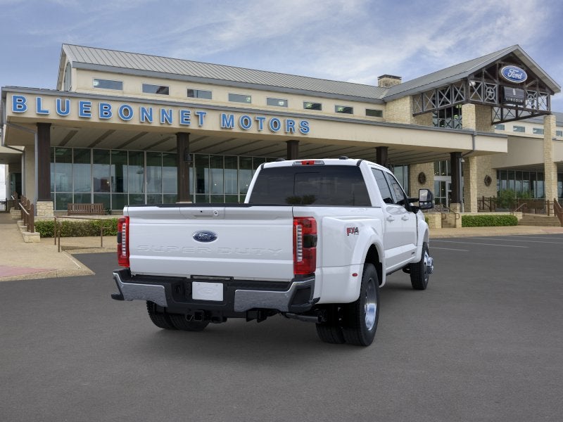 2026 Ford Super Duty F-450 DRW LARIAT