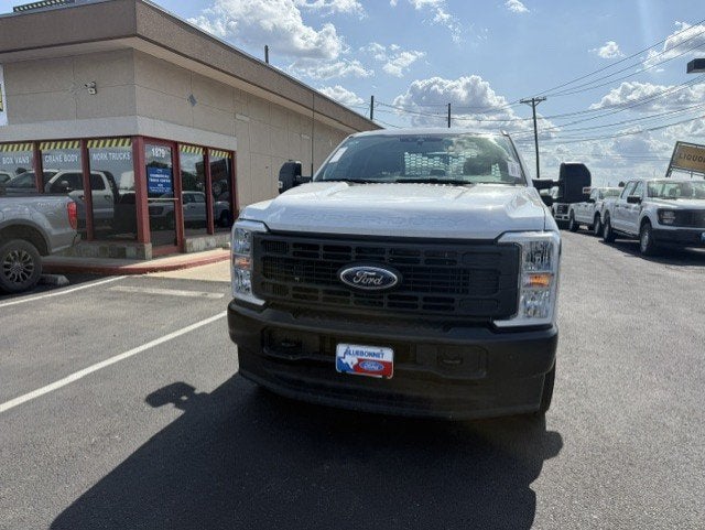 2026 Ford Super Duty F-350 SRW Service Body XL