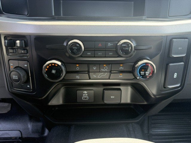 2026 Ford Super Duty F-350 SRW XL