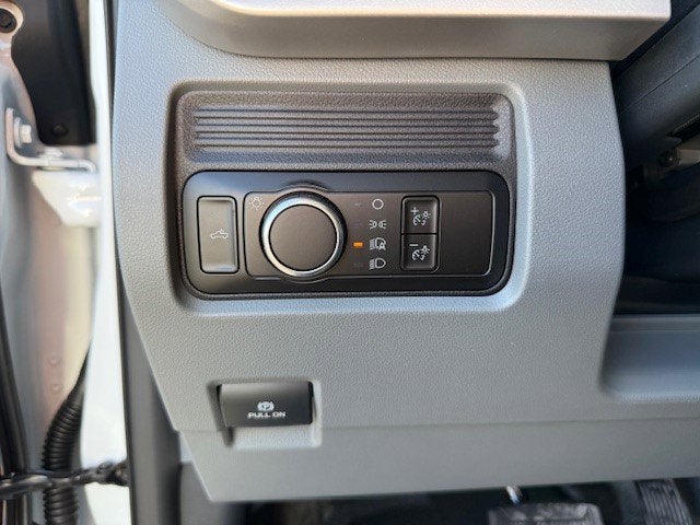 2026 Ford Super Duty F-250 SRW Service Body XL