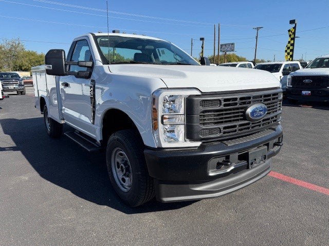 2026 Ford Super Duty F-250 SRW Service Body XL