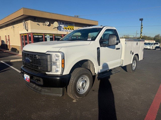 2026 Ford Super Duty F-250 SRW Service Body XL
