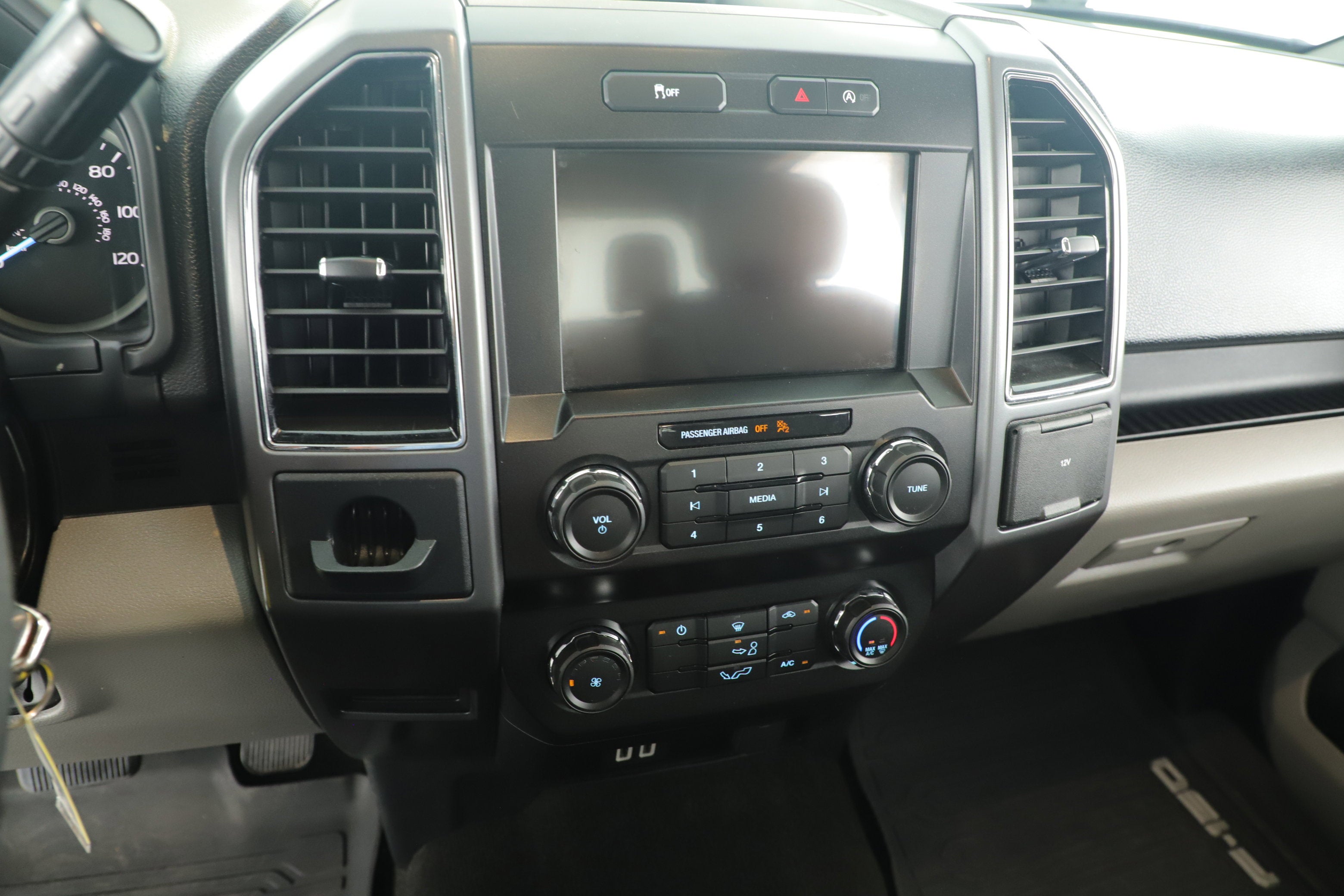 2020 Ford F-150 Base