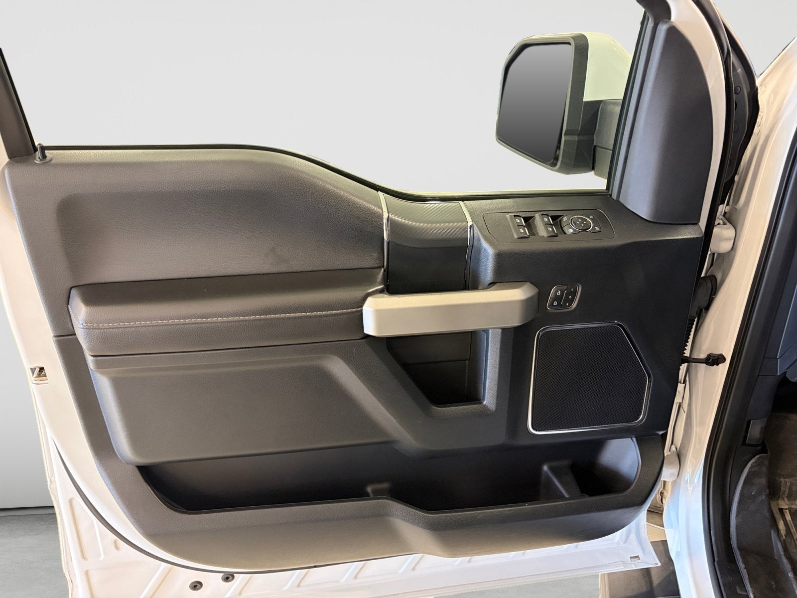2020 Ford F-150 Base