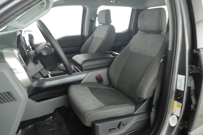 2022 Ford F-150 Base