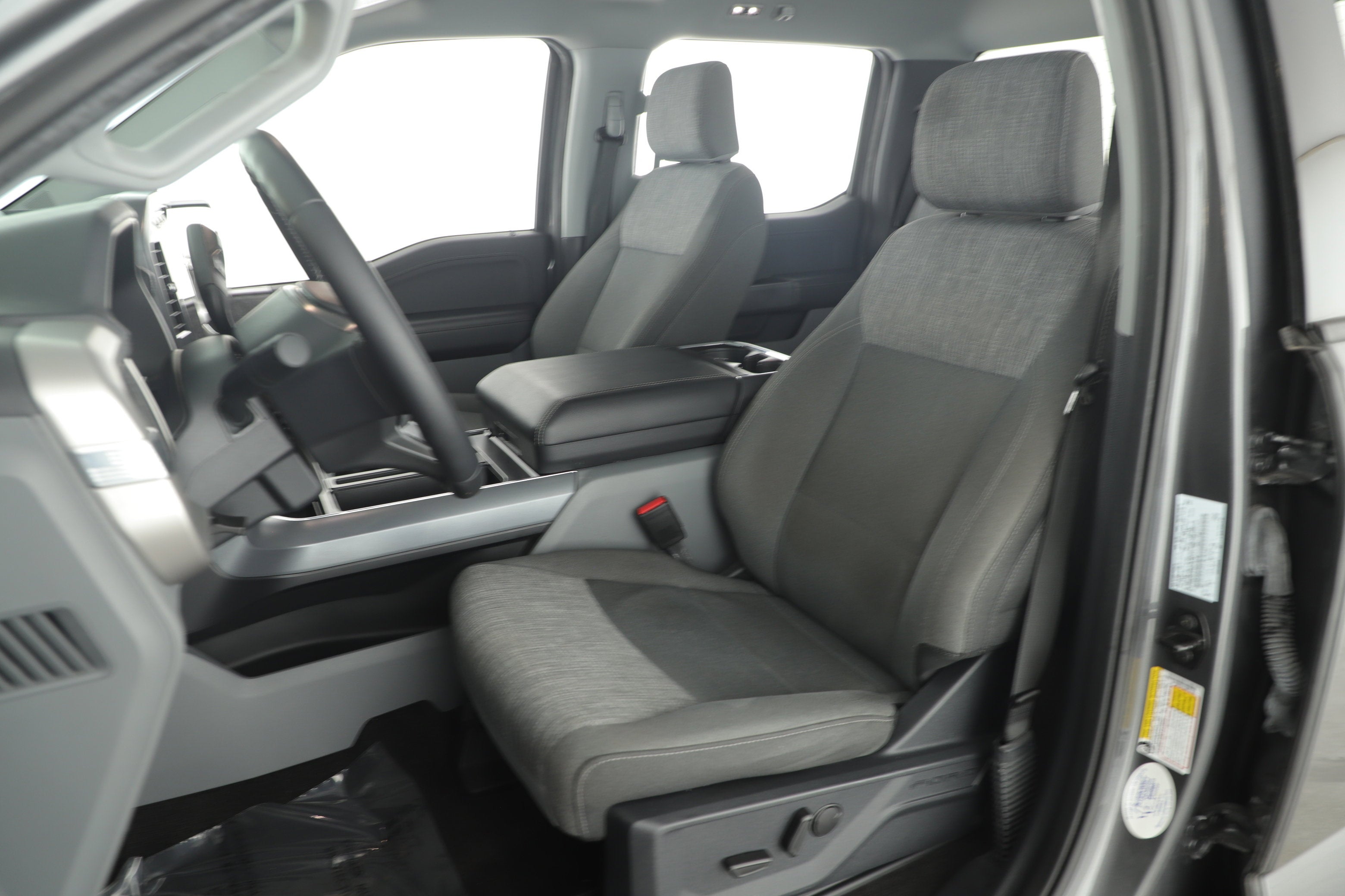 2022 Ford F-150 Base