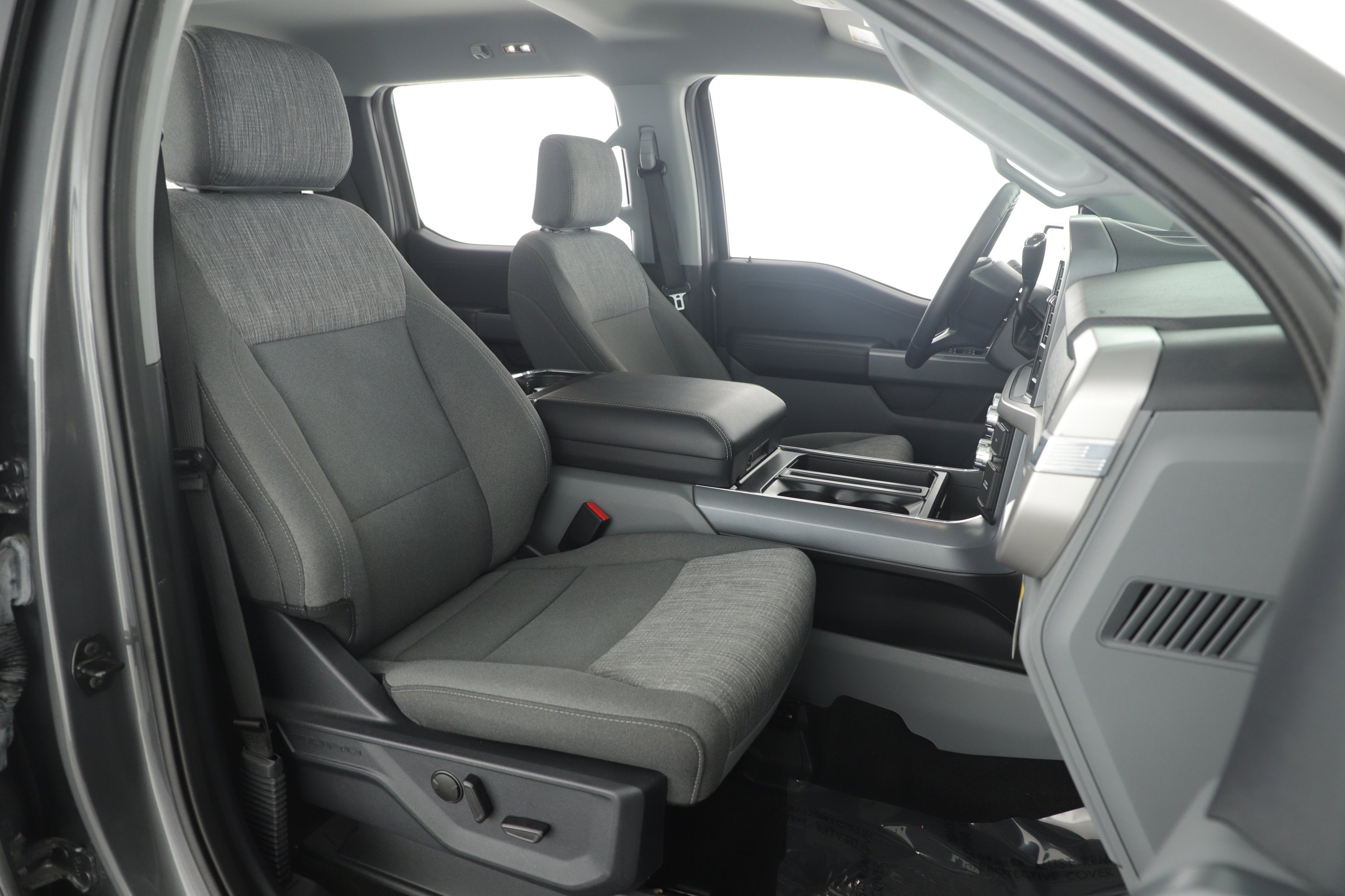 2022 Ford F-150 Base