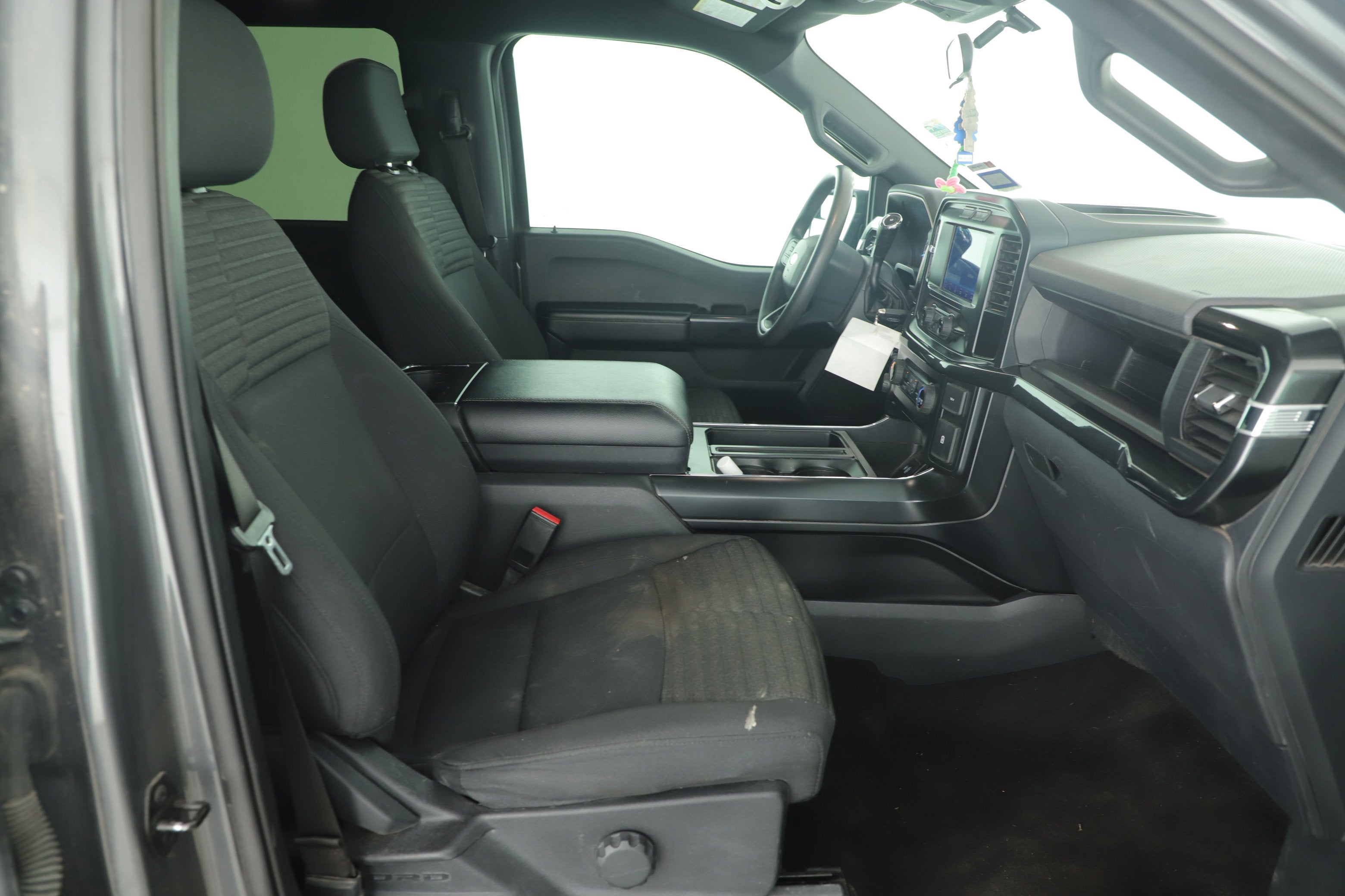 2022 Ford F-150 Base