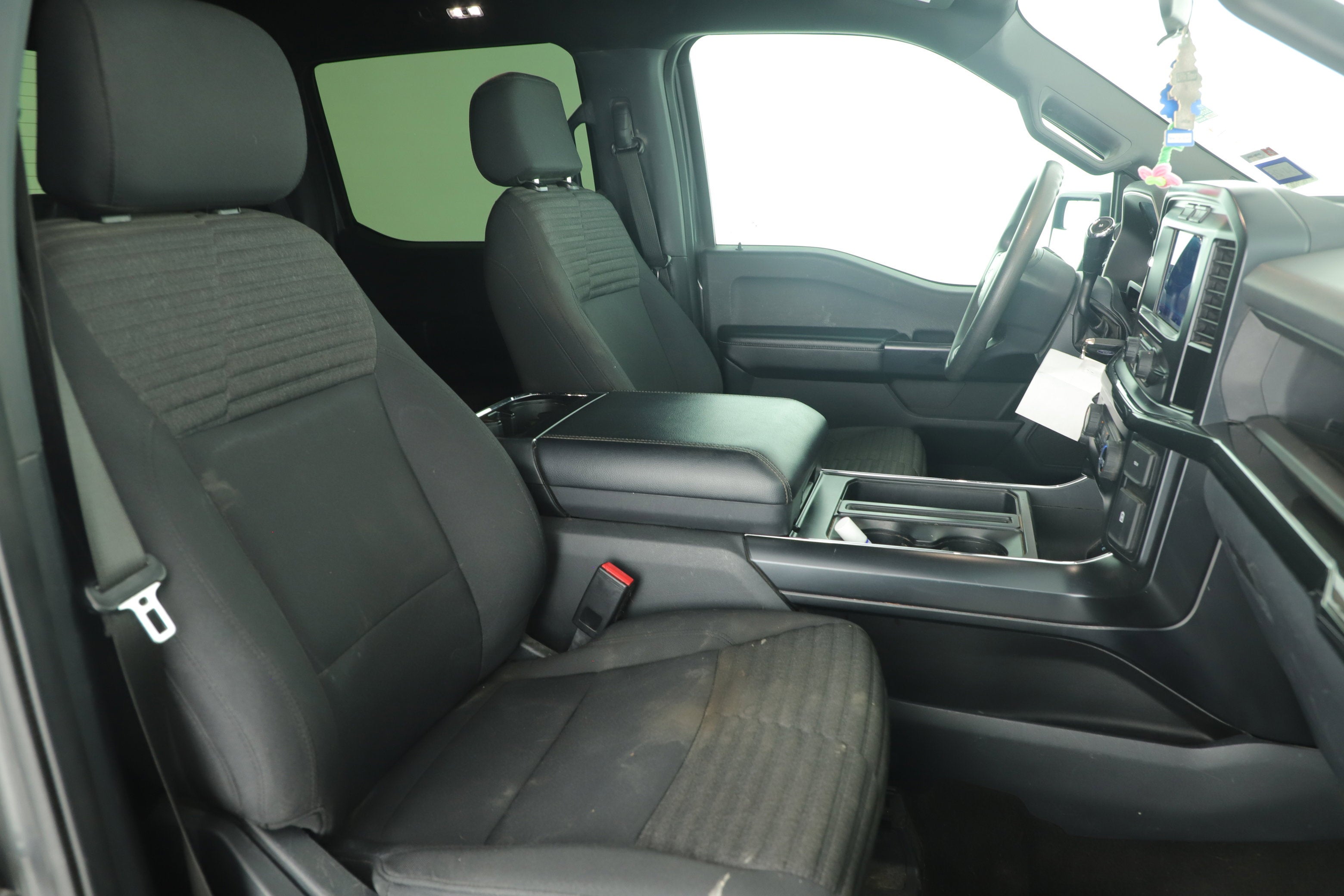 2022 Ford F-150 Base