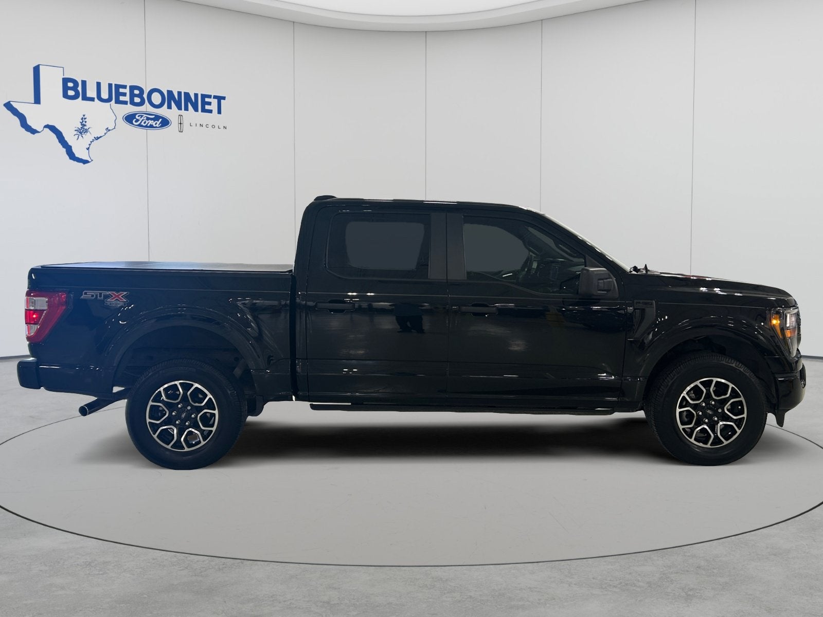 2023 Ford F-150 STX