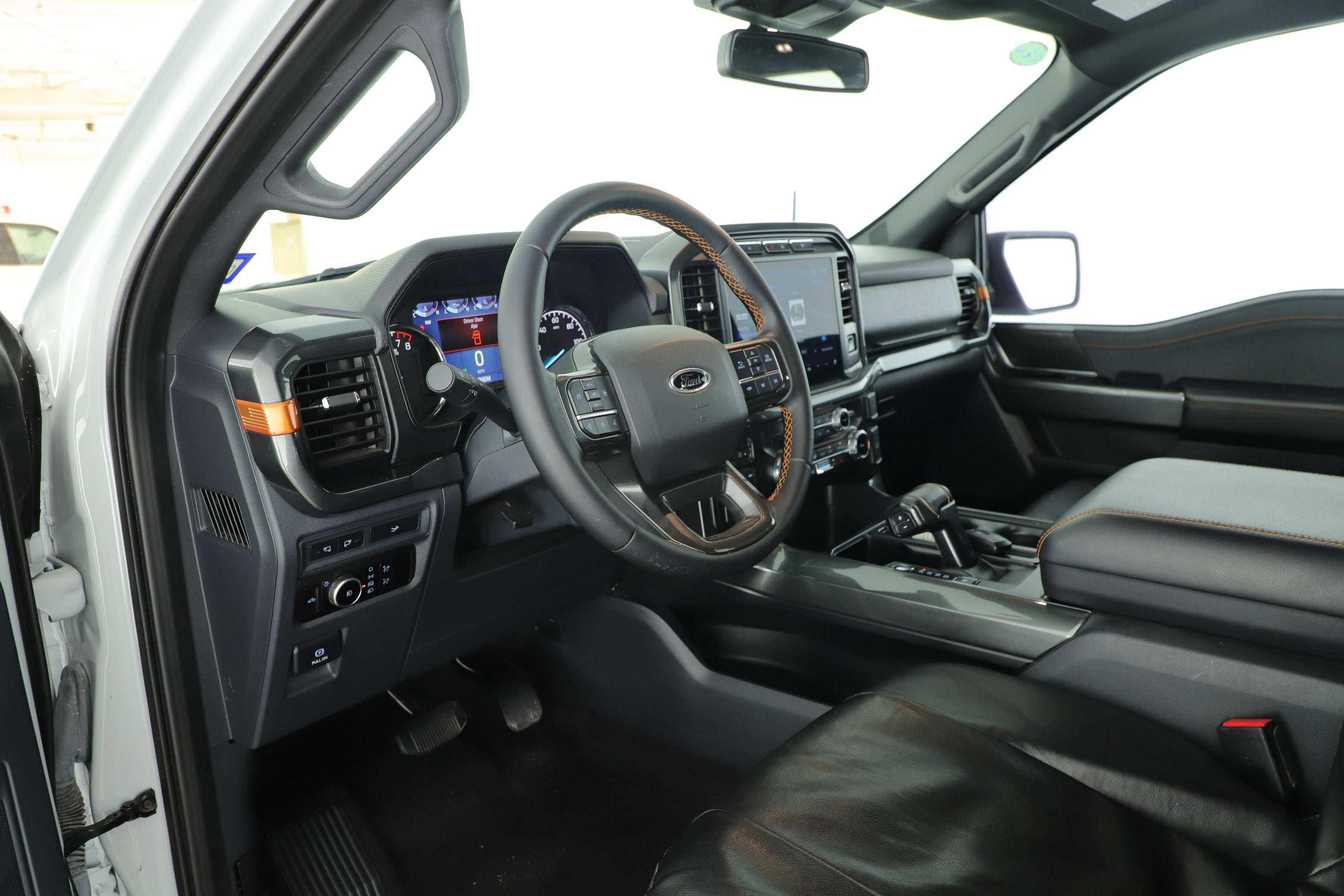 2023 Ford F-150 Base