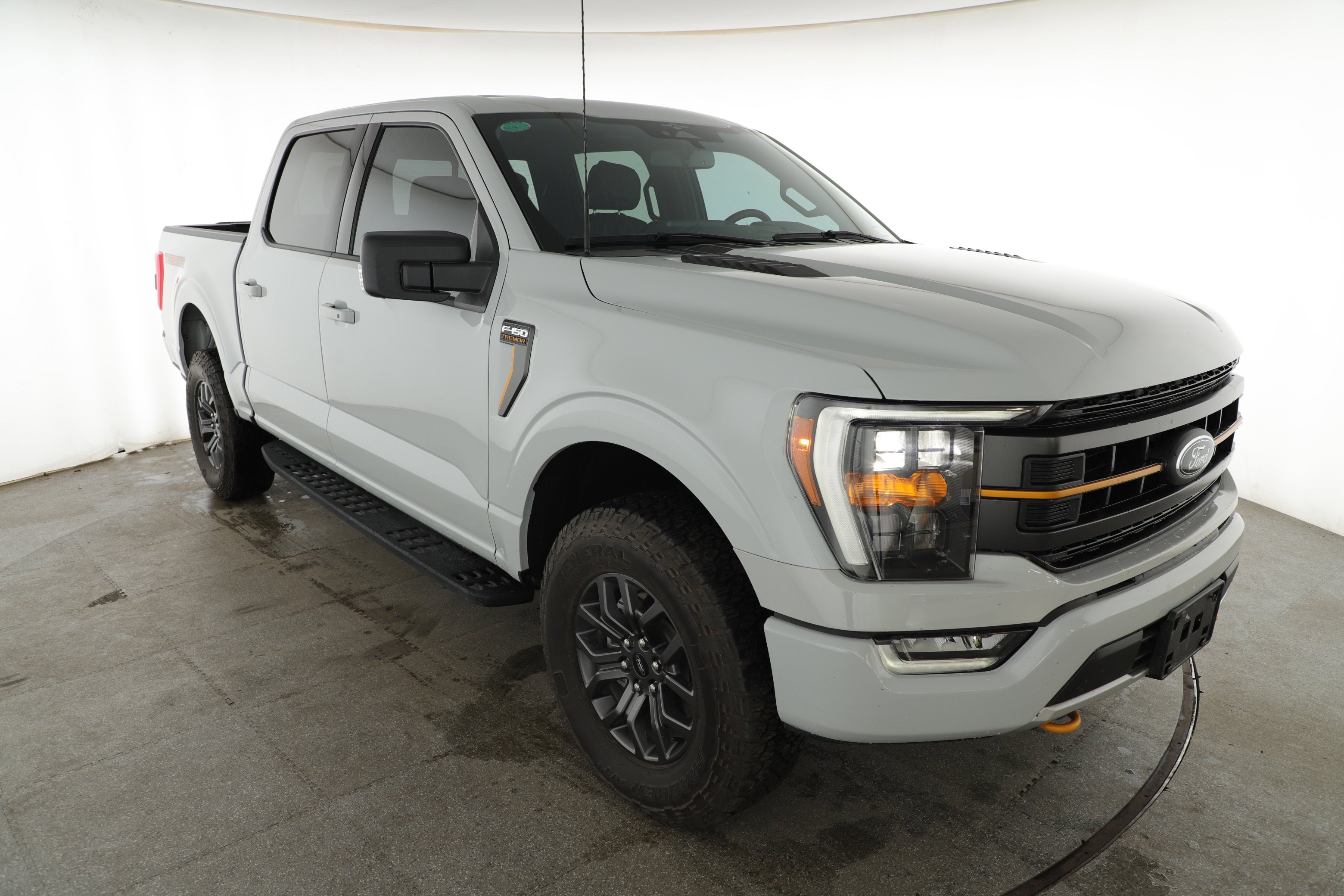 2023 Ford F-150 Base