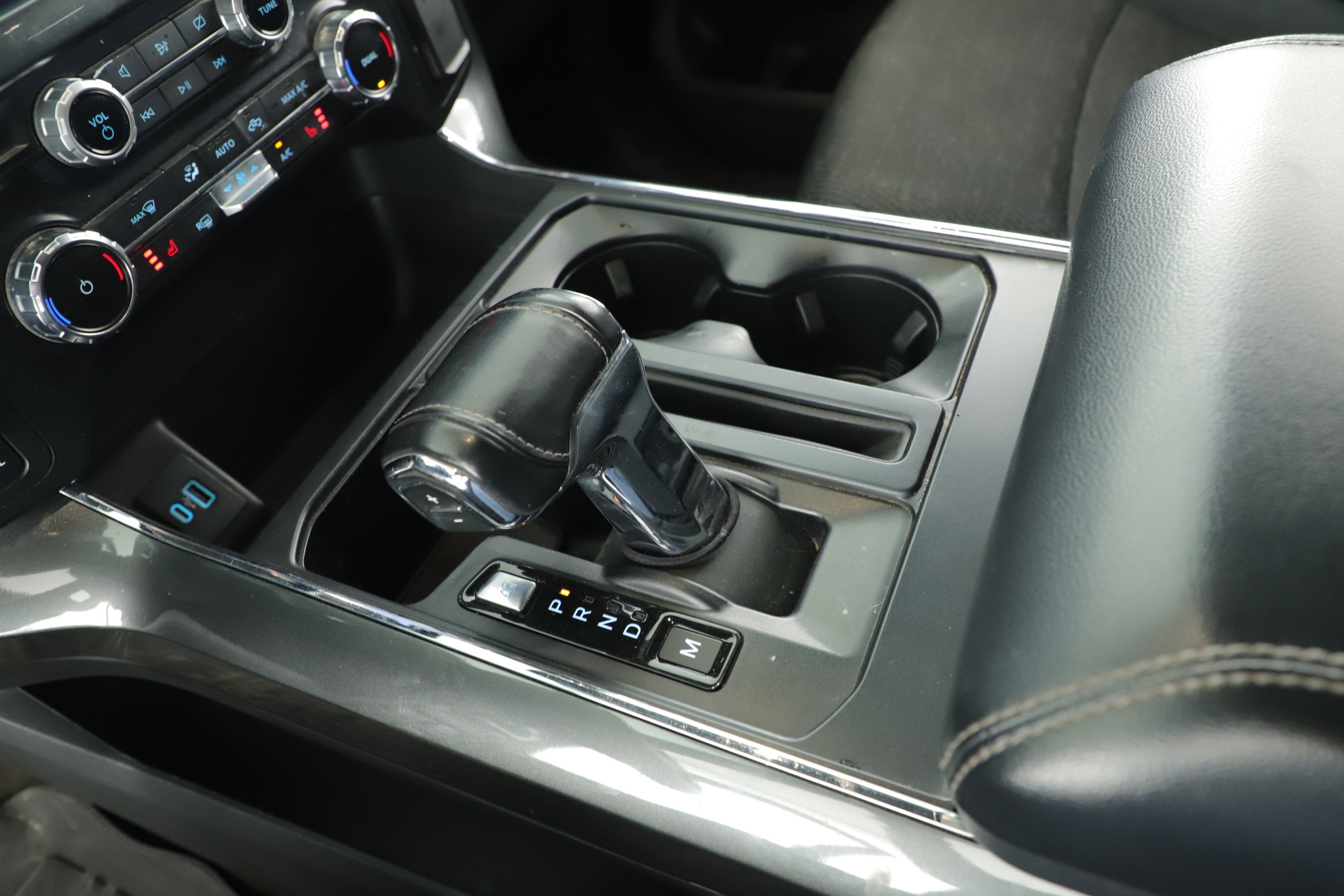 2022 Ford F-150 Base