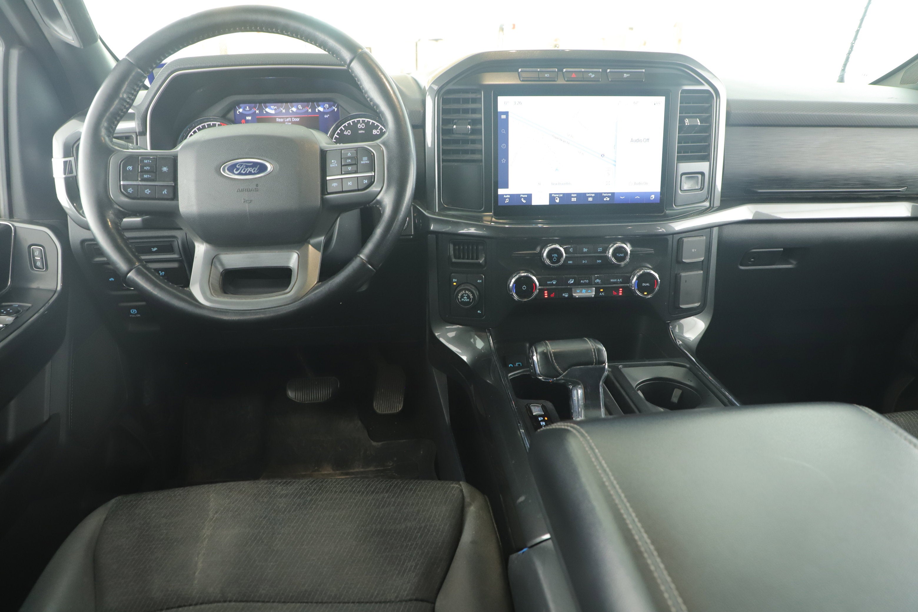 2022 Ford F-150 Base