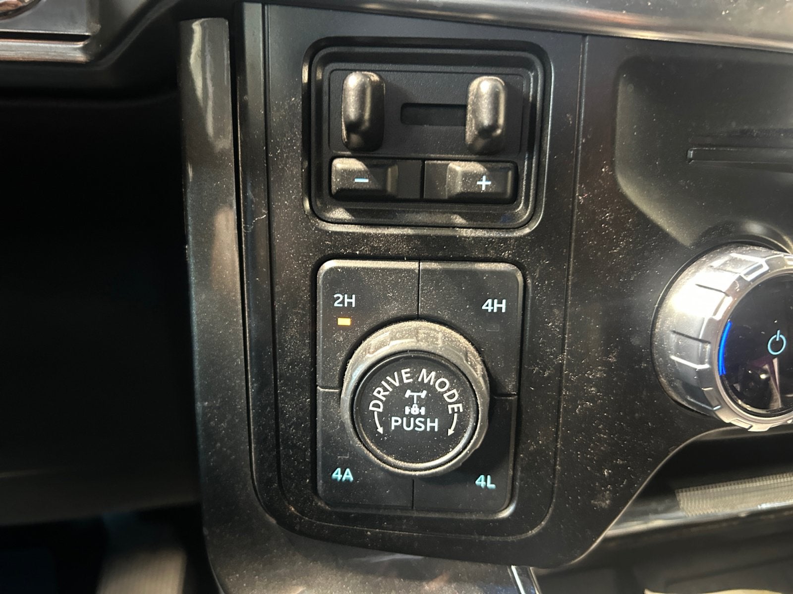 2023 Ford F-150 Base