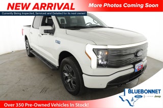 2025 Ford F-150 Lightning LARIAT