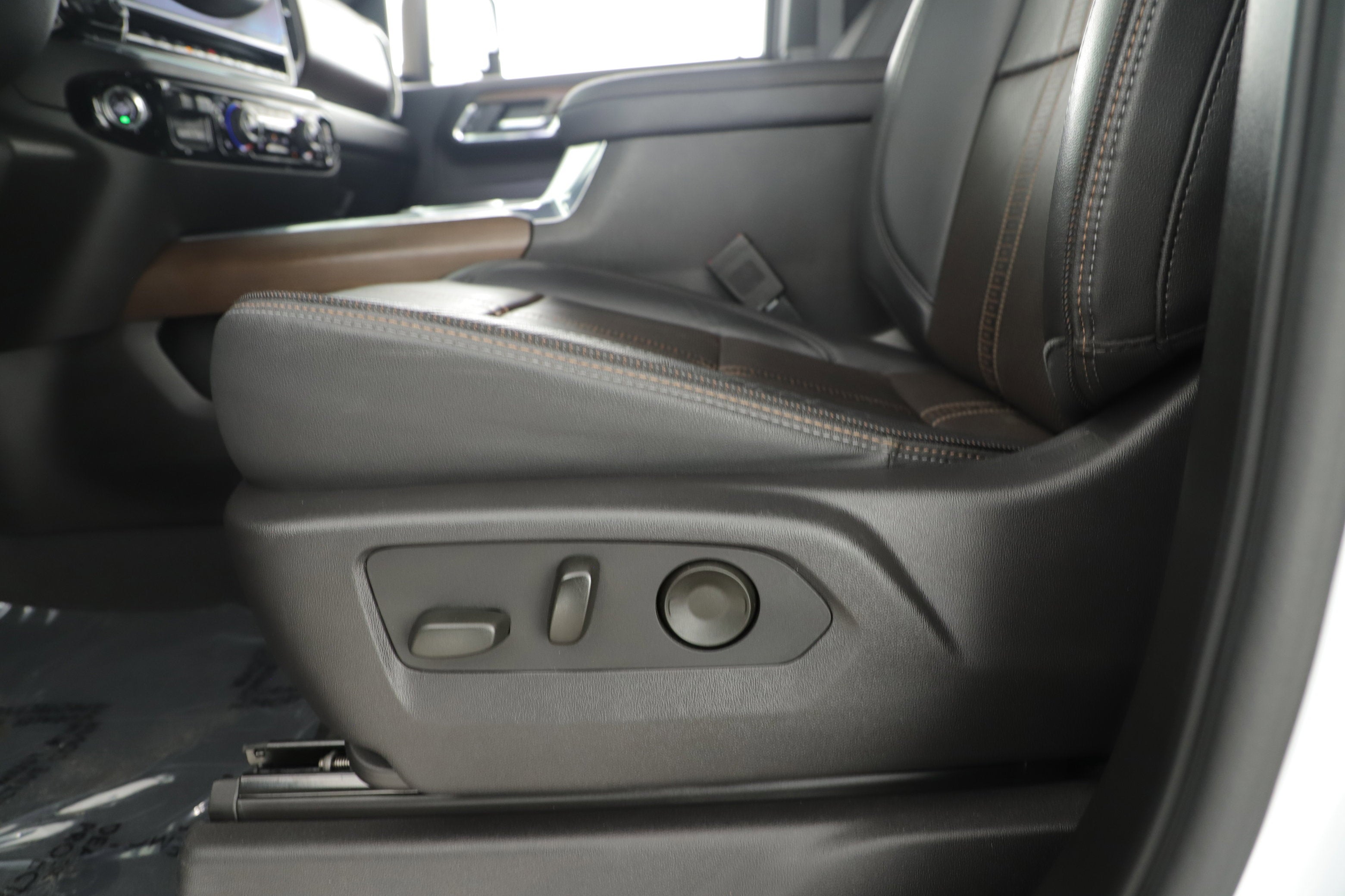 2024 Chevrolet Silverado 3500HD High Country