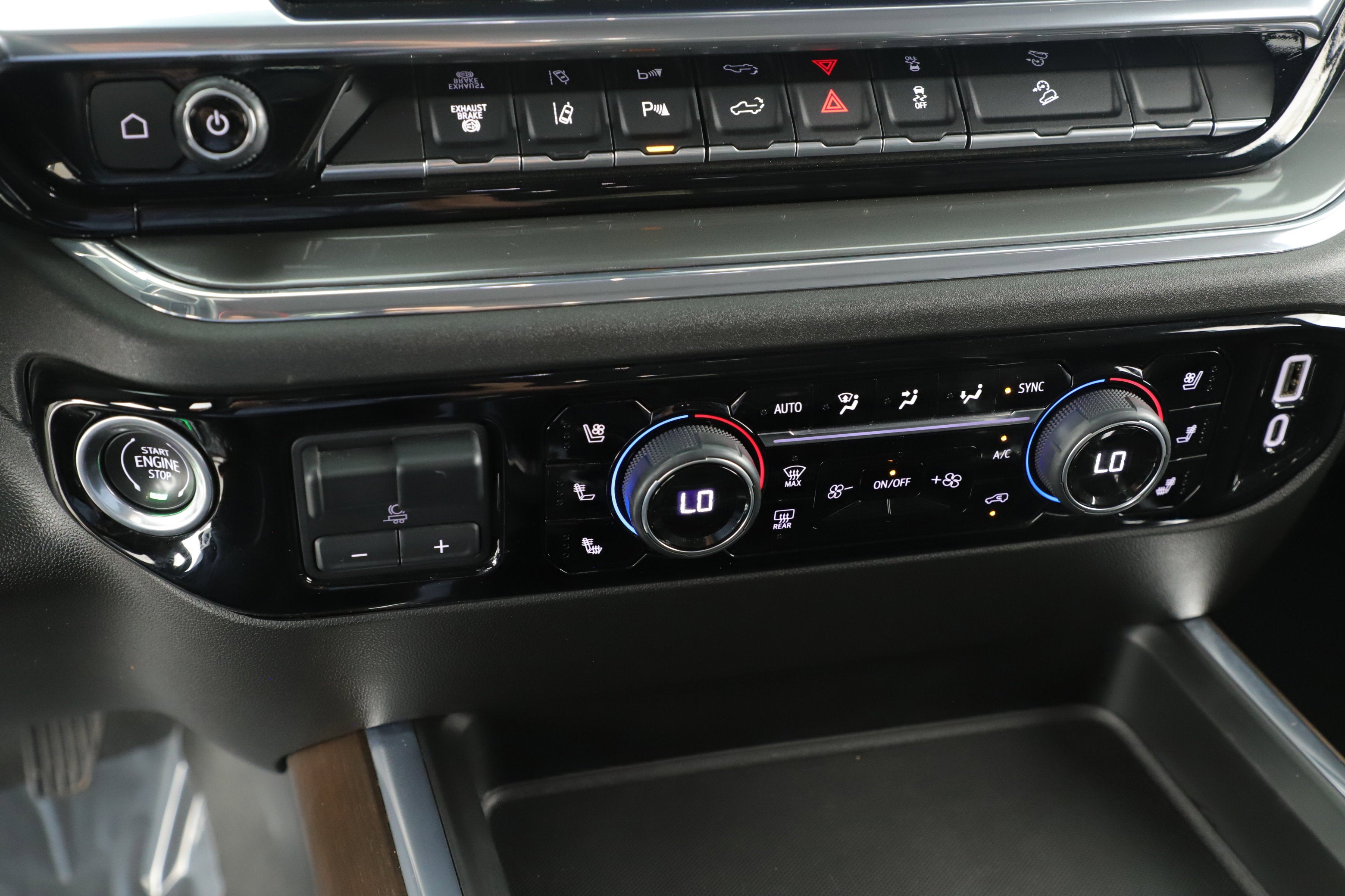 2024 Chevrolet Silverado 3500HD High Country