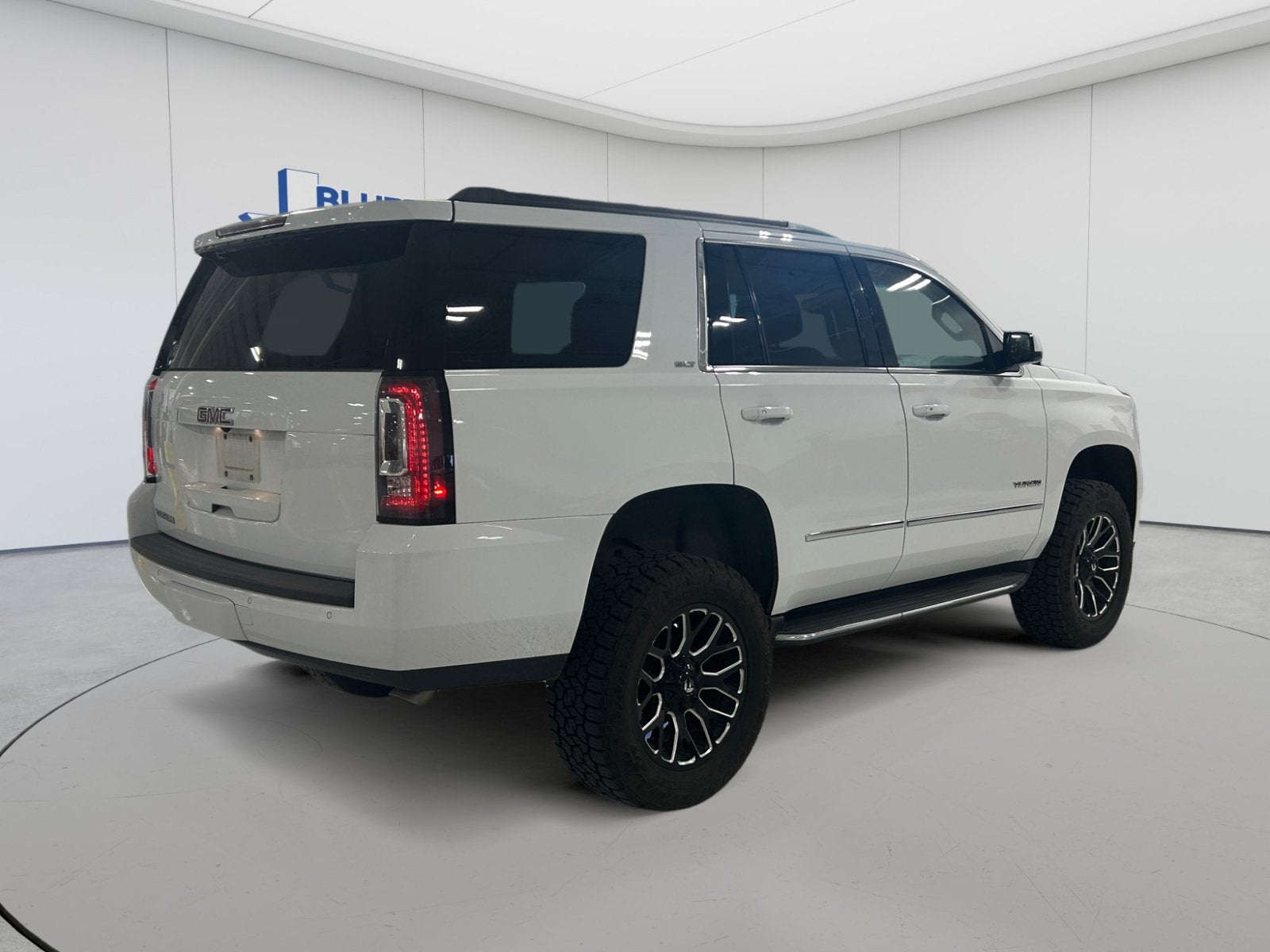2020 GMC Yukon SLT