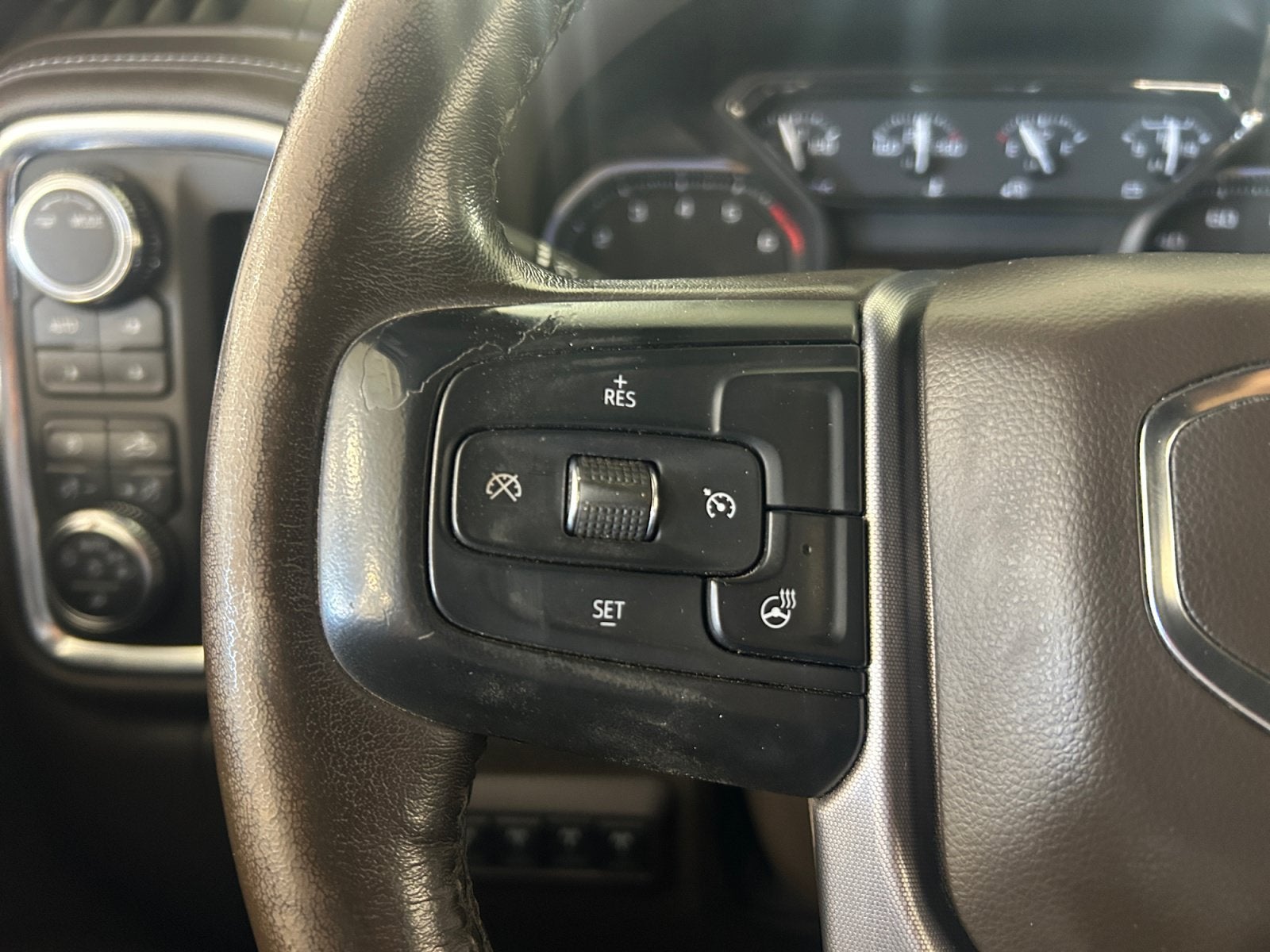 2022 GMC Sierra 2500HD SLT