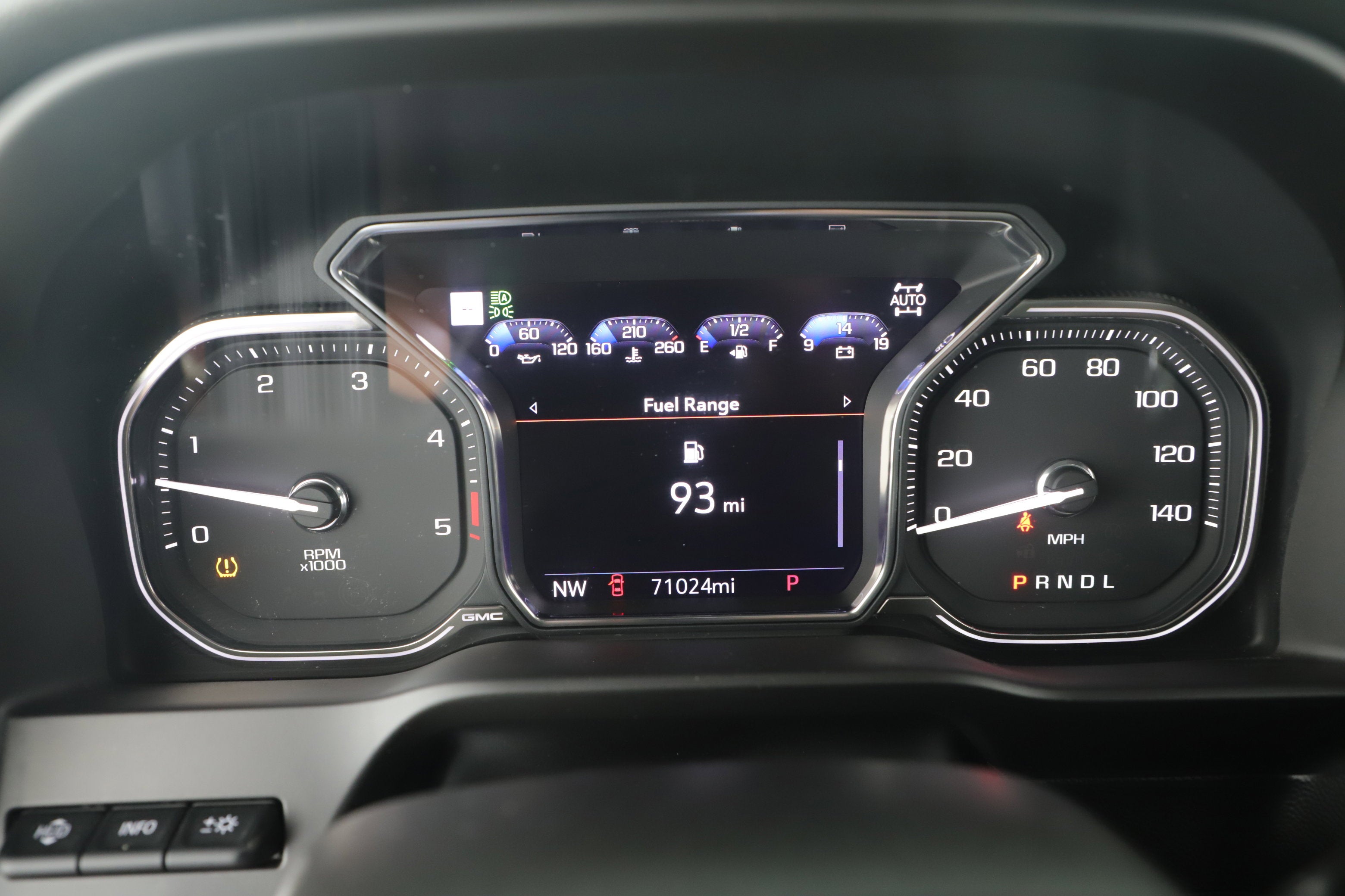 2022 GMC Sierra 2500HD AT4